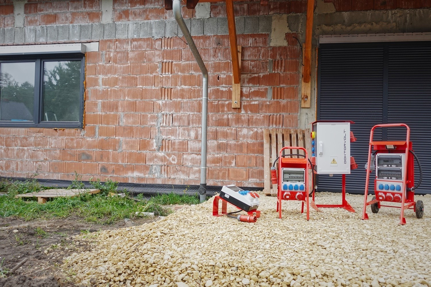 Rozdzielnica budowlana SET-S/FI Skrzynka elektryczna na stojaku z kablem 32A 16A 4×230V Schuko Doktorvolt DV-0126-D - Image 10